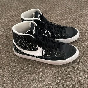 Nike blazers with little swooshes
